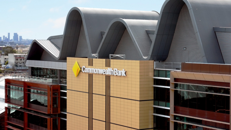 CommBank тестує ШІ-помічника у банківському застосунку