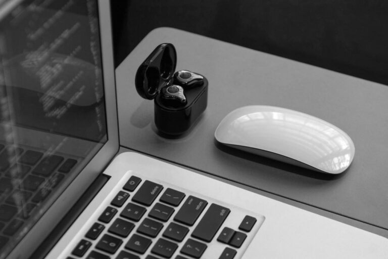 Apple вернула себе звание самой дорогой компании мира