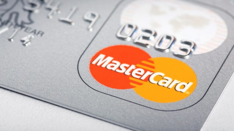BMO першим у Канаді запустив вбудовані платежі Mastercard для корпоративних клієнтів